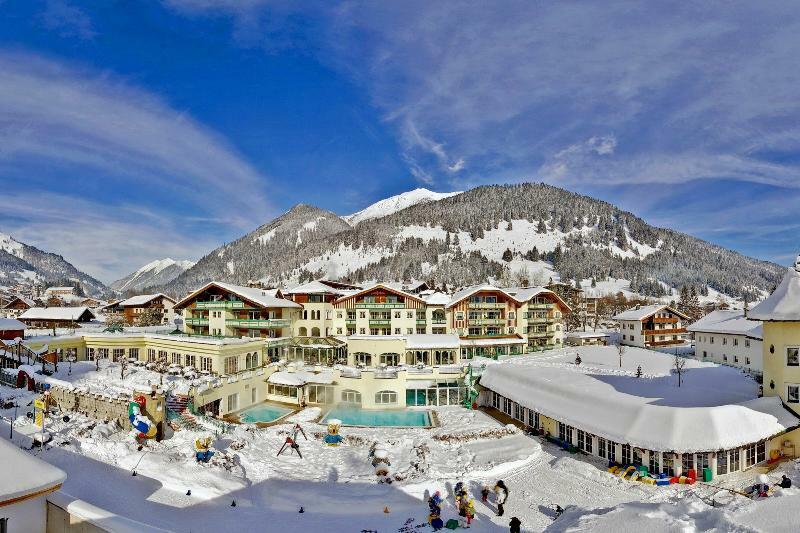 ليرموس Alpenrose Leading Family Hotel & Resort المظهر الخارجي الصورة
