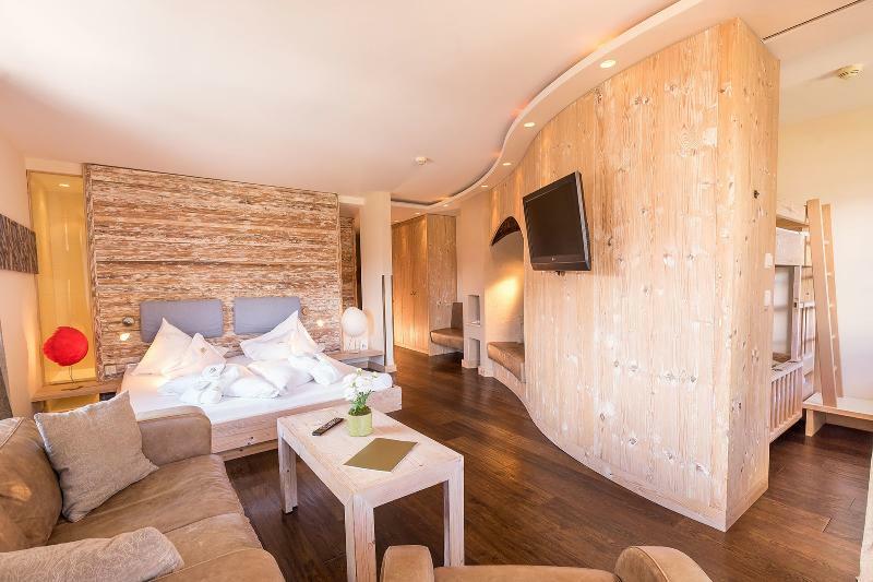 ليرموس Alpenrose Leading Family Hotel & Resort المظهر الخارجي الصورة