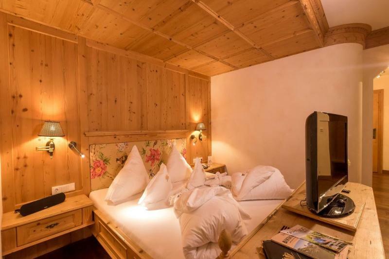 ليرموس Alpenrose Leading Family Hotel & Resort المظهر الخارجي الصورة